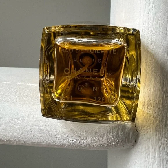 Chanel No. 5 Perfume - Picture 4 of 4
